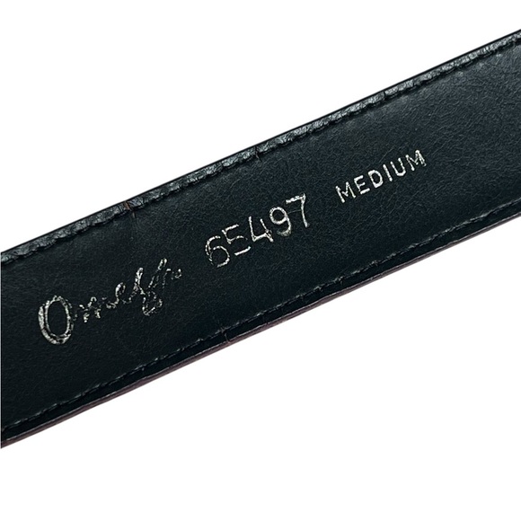 Omega Medium Purple Reptile Thin Leather Belt Statement Silver Buckle Hardware - Picture 4 of 6